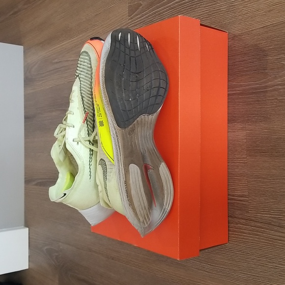 Men's Nike ZoomX Vaporfly Next% 2 - Picture 5 of 8